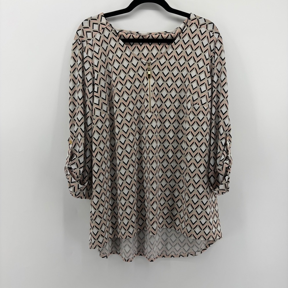 Roz & Ali Woman 1X‎ Geometric Print Long Sleeve Quarter Zip Tunic Top